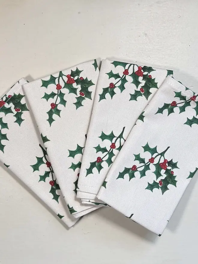 Holly Napkins - Lochs & Fens x4