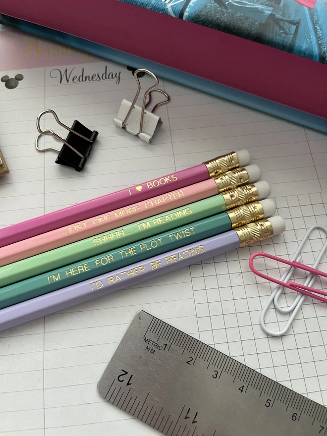 Book Lovers HB Pencil Gift For Book Worms (Set Of 5)