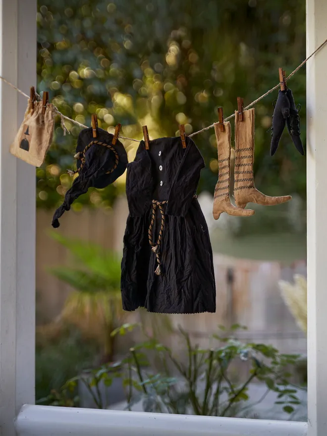 Witches' washing line Halloween bunting
