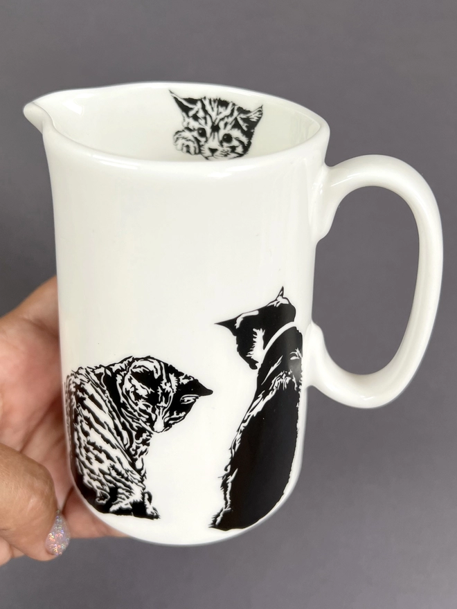 Image of the Pussycat dishwasher and microwave safe half jug showing both outside and inside