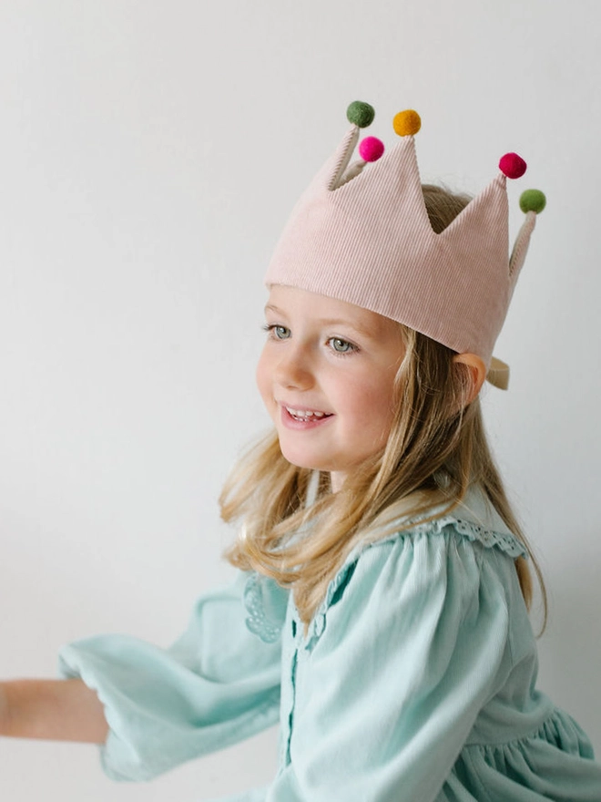 Girls pink birthday crown