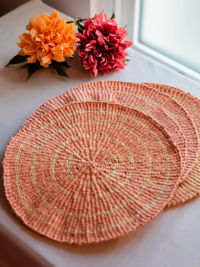 Woven Placemat in pink and natural