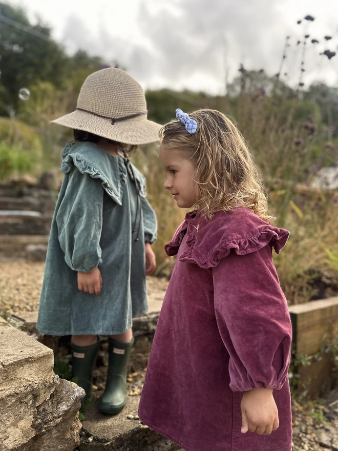 kids Velvet dress with large collar