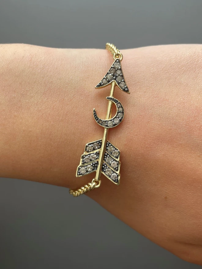 'The Louise' Diamond Arrow & Moon Bracelet