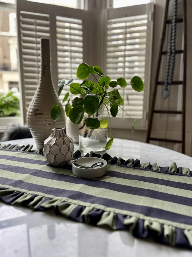 Black and jade stripe ruffled table runner 
