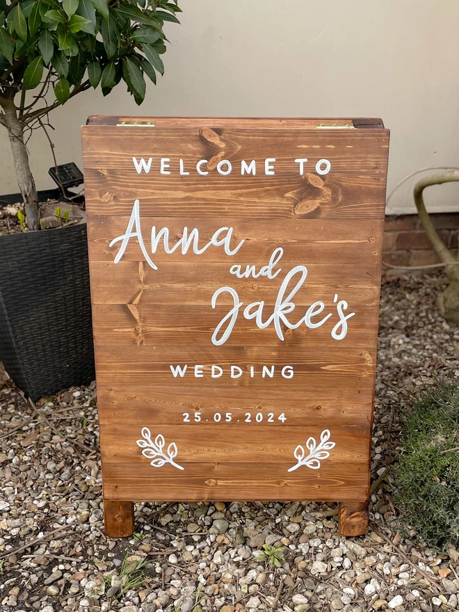 wooden wedding a-Frame