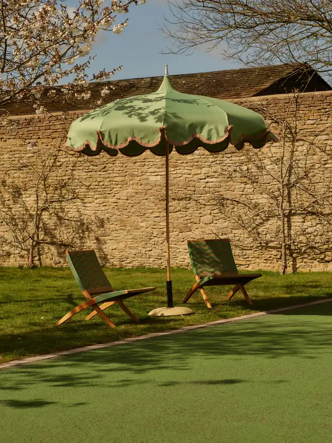 Mineral green on the tennis court