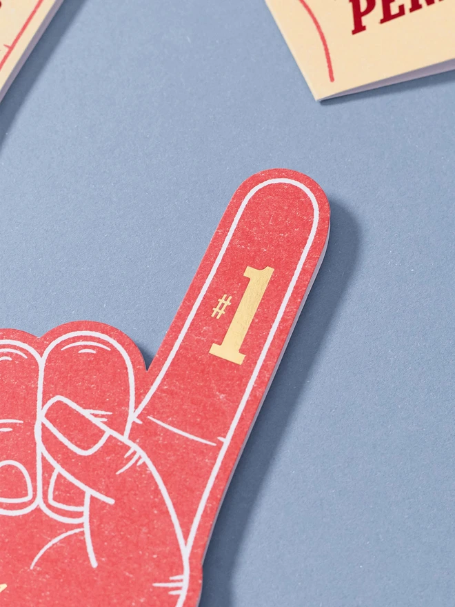 red-foam-finger-greeting-card-with-no1-mum-for-mothers-day-close-up-2