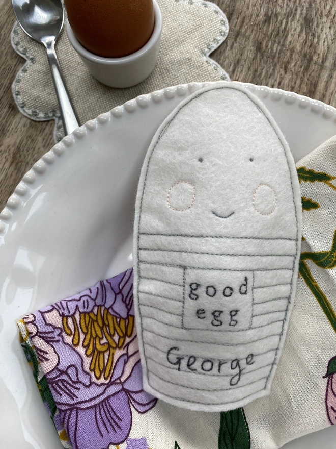 Good Egg Easter Egg Cosy personalised