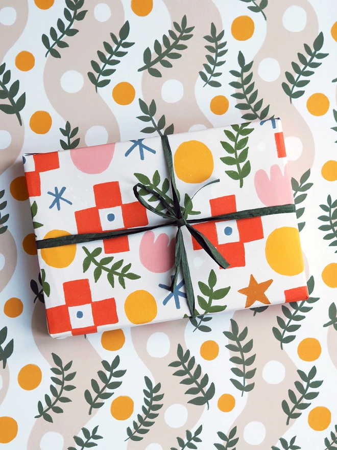 folk eco wrapping paper sheets