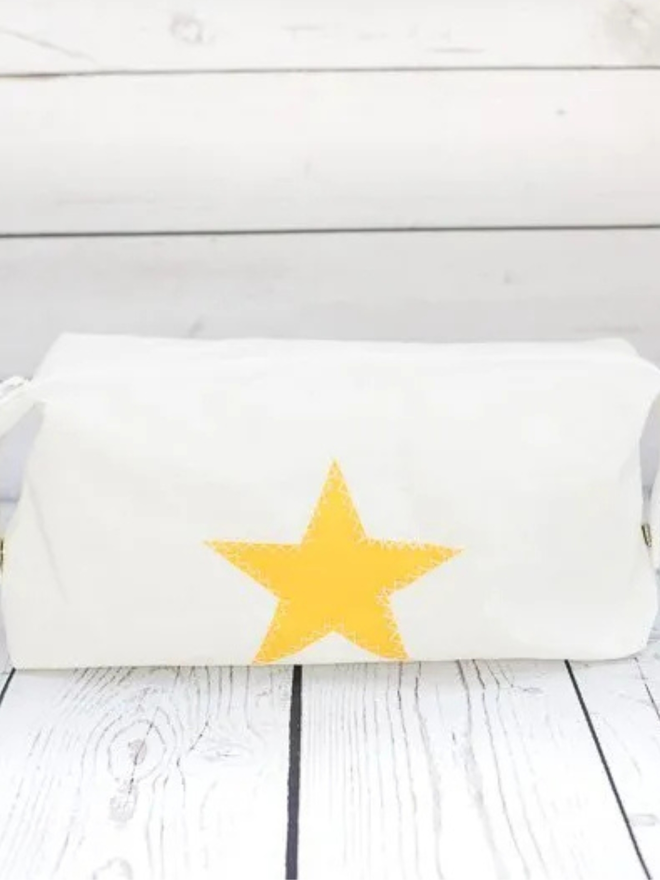 star canvas wash bag yellow