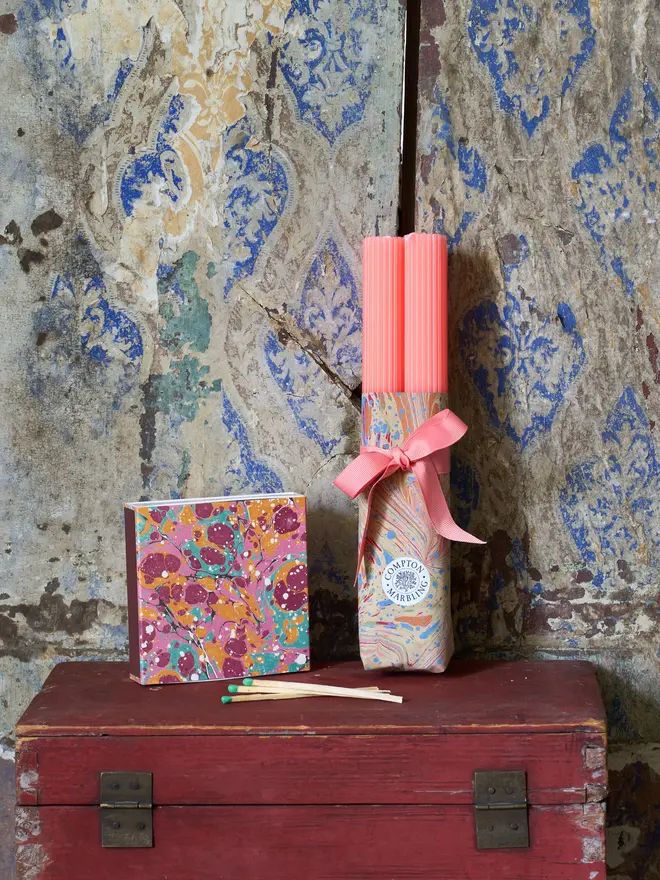 Scalloped coral Candles with square matches