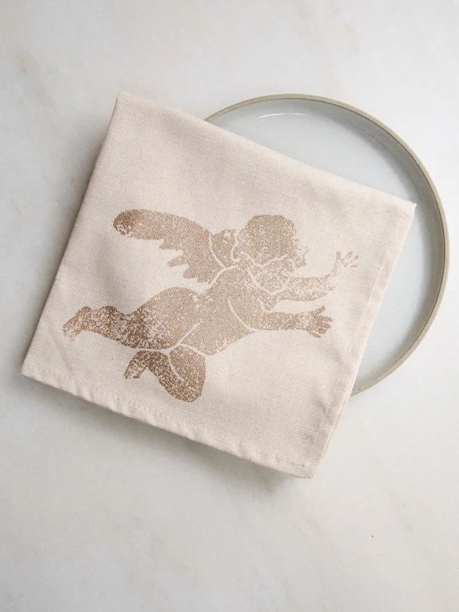 Christmas Cherub Table Runner and Napkins Set
