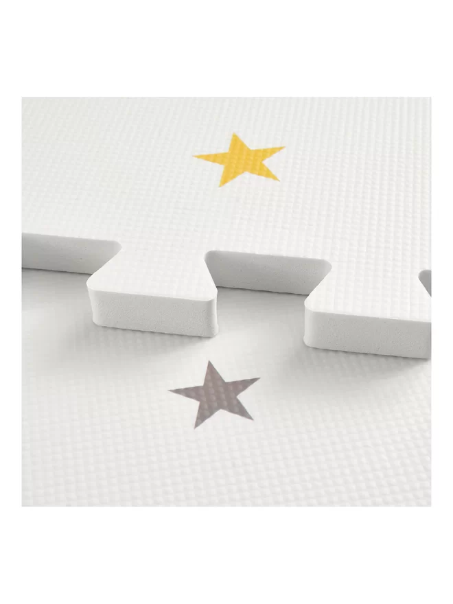 Star Playmat Set in Multicolour close up