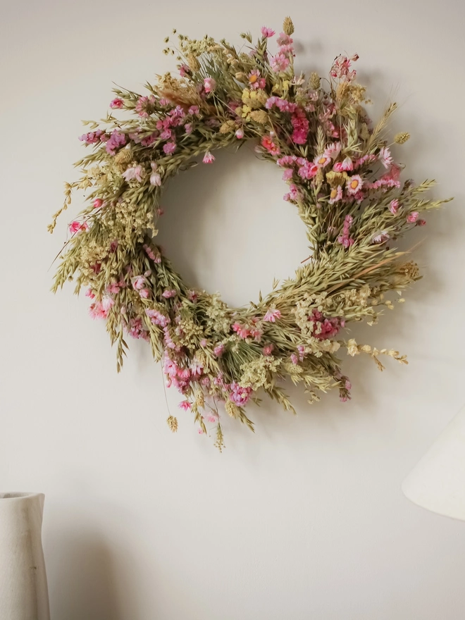 'Mule' Everlasting Dried Wreath