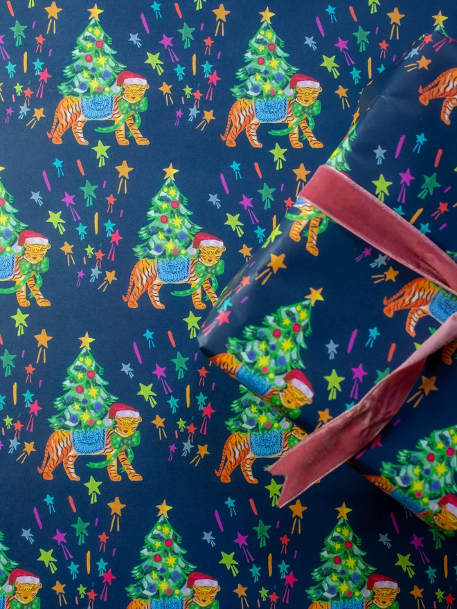 tiger christmas wrap