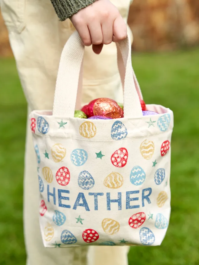 Easter hunt bucket bag