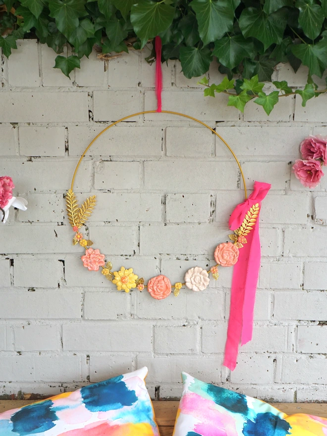flower wreath, ceramic flower wreath, Flower decoration, flower wall hanging, Jenny Hopps Pottery, decorative wreath