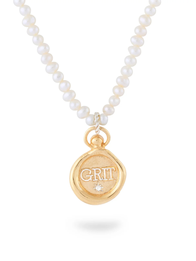 Pearl grit necklace