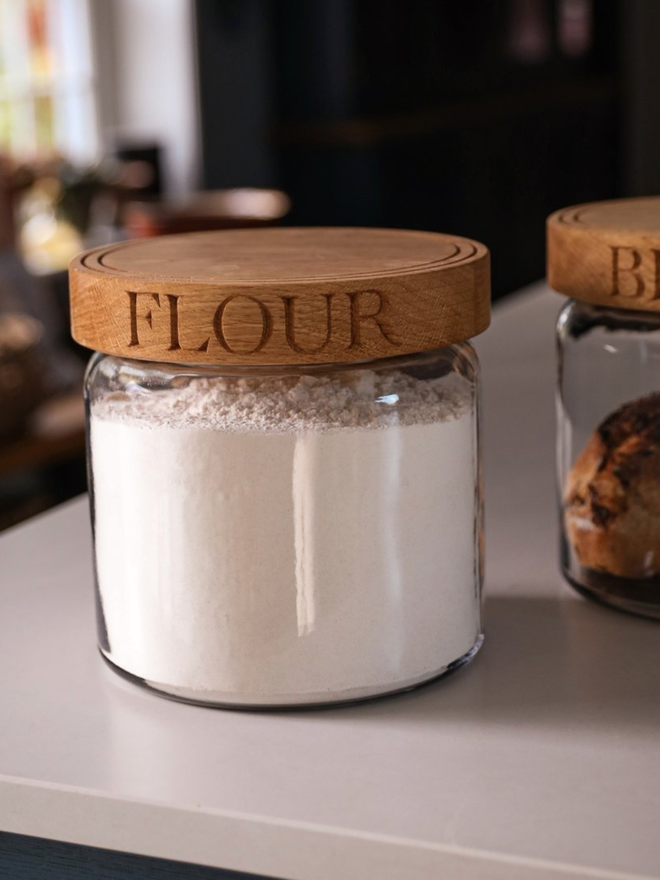 Flour storage jar