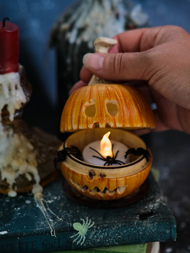halloween, pumpkin, table decor, spooky decor, all hallows eve