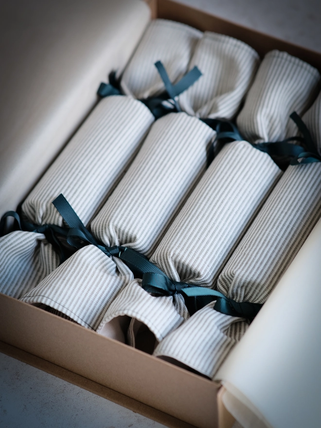 Reusable green pinstripe christmas cracker
