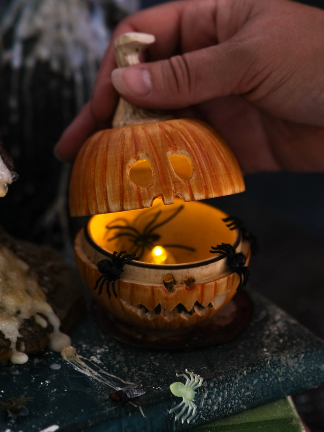 halloween, pumpkin, table decor, spooky decor, all hallows eve