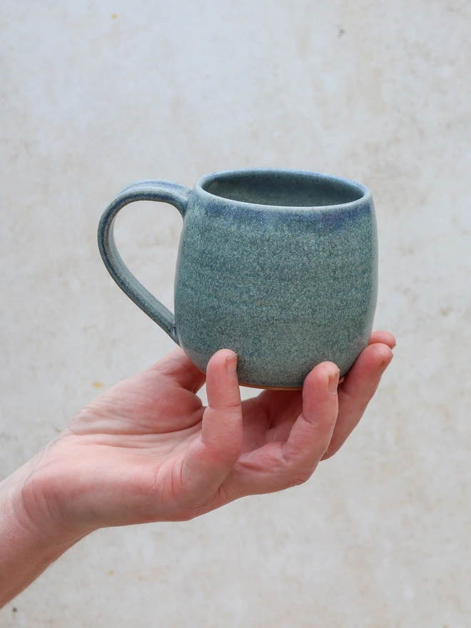 Handmade Ceramic Curve Mug