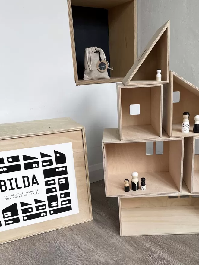 bilda stacked and its box on the floor
