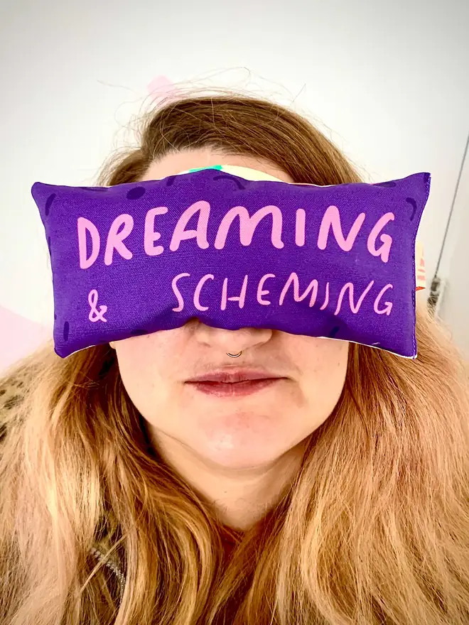 Dreaming & Scheming lavender eyebag 