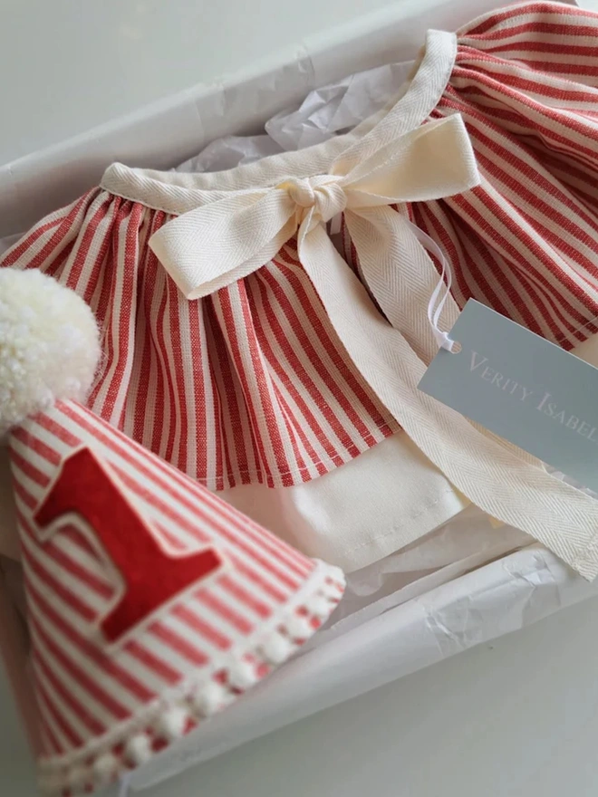 Vintage Inspired Hat And Cape Circus Collection 