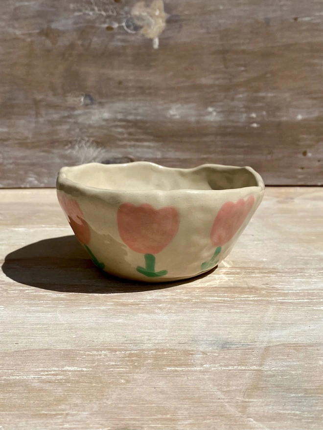 tulip ceramic pot - back