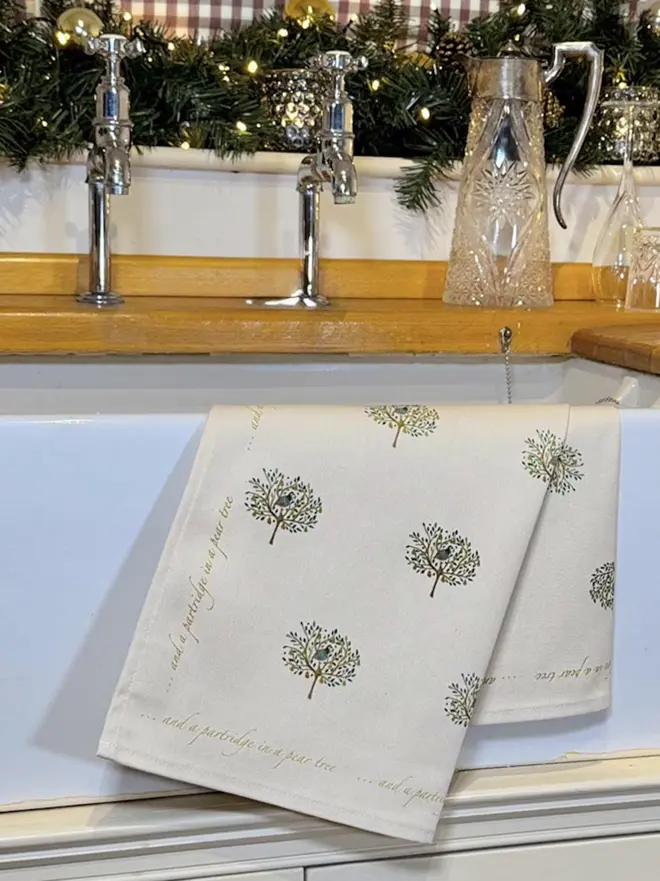 Christmas Tea Towel - Partridge in a Pear Tree