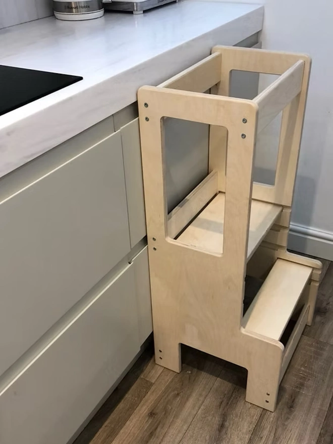 Helper Bear (Adjustable Play Tower)