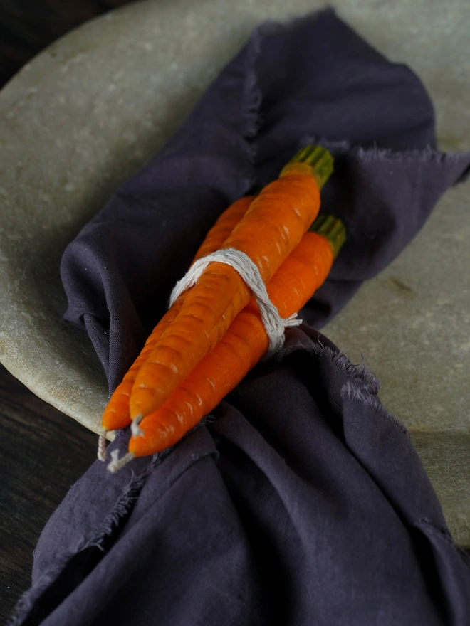 CARROT DINNER CANDLE