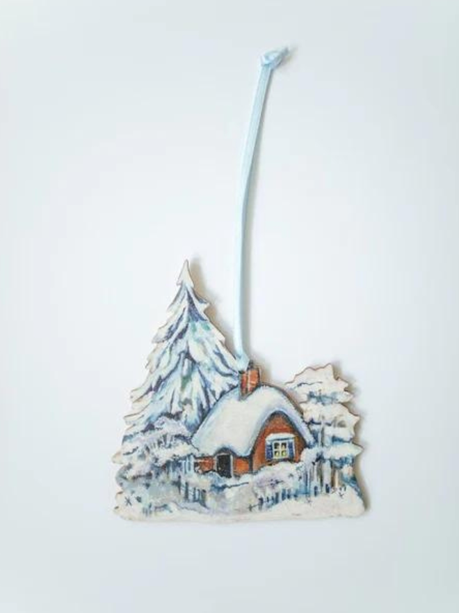 Christmas snow scene wooden decoration