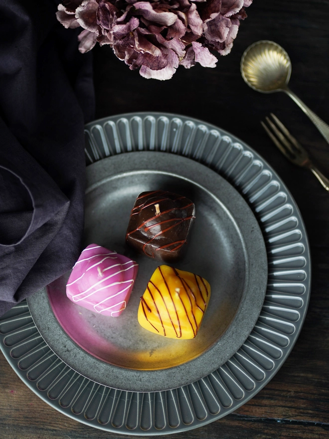 Fondant Fancy Candle