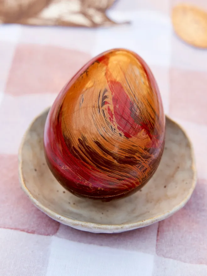 The swirly chocolate easter egg