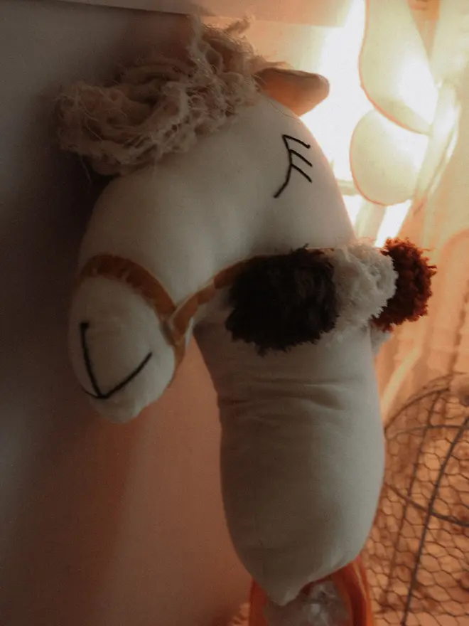 Cotton Llama Hobby Horse Toy, Handmade Stick Toy, Nursery Decor