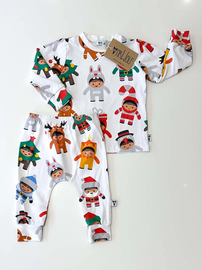 Baby and toddler lounge set with festive cuties print