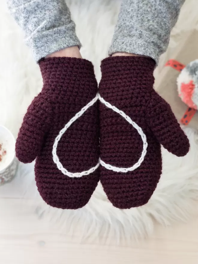 Plum handmade mittens with heart