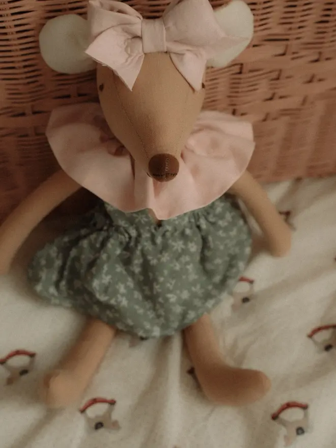 Ballet-inspired mouse doll with bow and soft cotton body 
