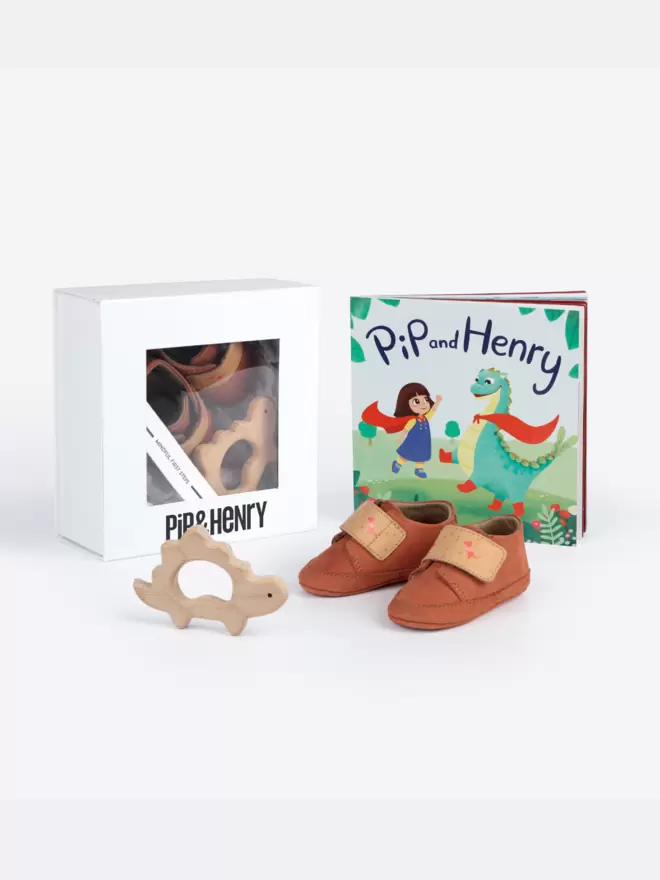 Pip and Henry Tan Baby Booties Gift Set