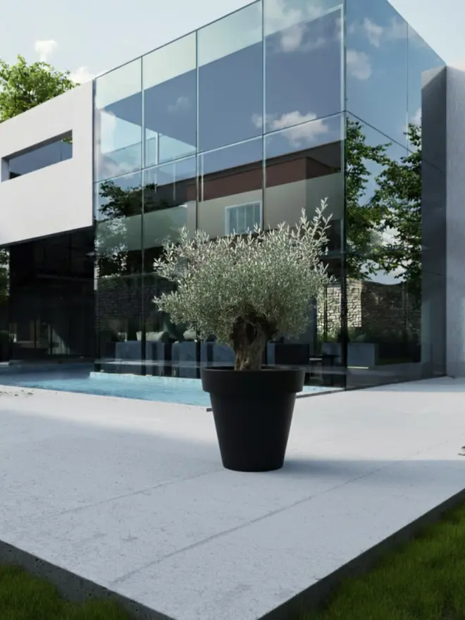 The Biggie in black delivers maximum impact with its impressive 421-litre capacity and bold architectural proportions. The deep tone creates a strong, modern focal point ideal for entrances, commercial landscapes and large patios. Despite its substantial size, it’s lightweight, durable and weather-resistant for year-round outdoor use.

