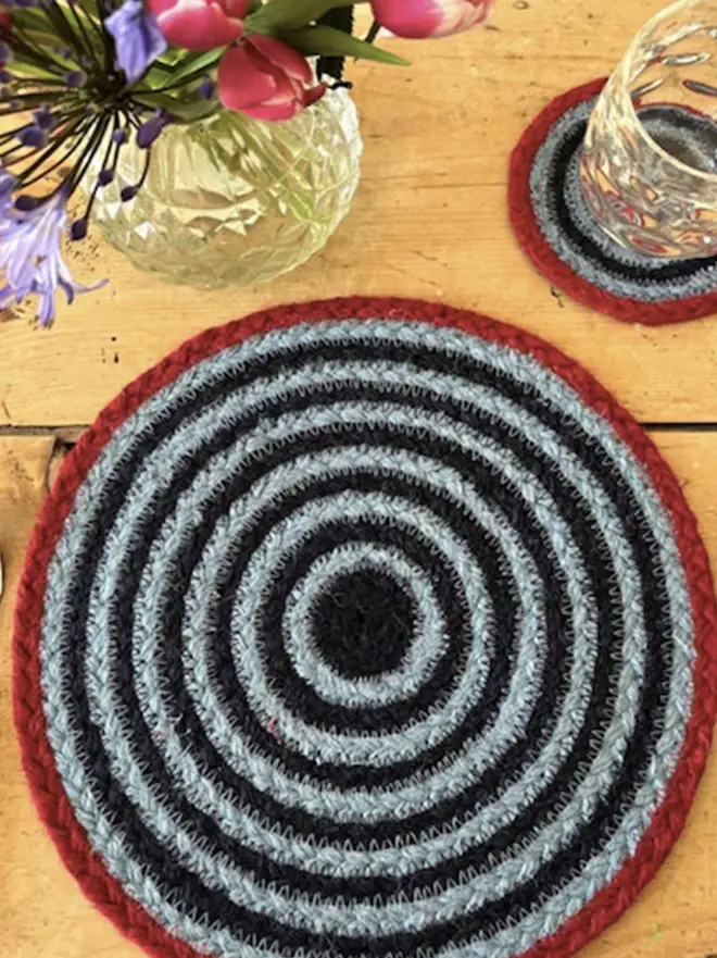 lifestyle shot of x6 placemats