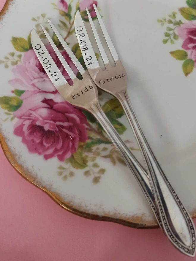 Personalised Pair Of Wedding Cake Forks (Set Of 2)