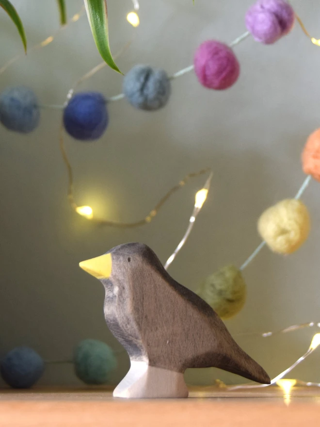  Wooden Blackbird Toy 