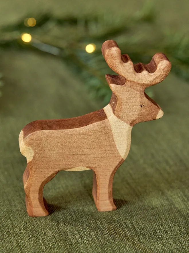 Wooden reindeer