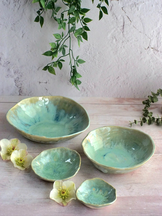 Green nesting bowls, ceramic nesting bowls, ceramic nesting set, set of bowls, Jenny Hopps Pottery