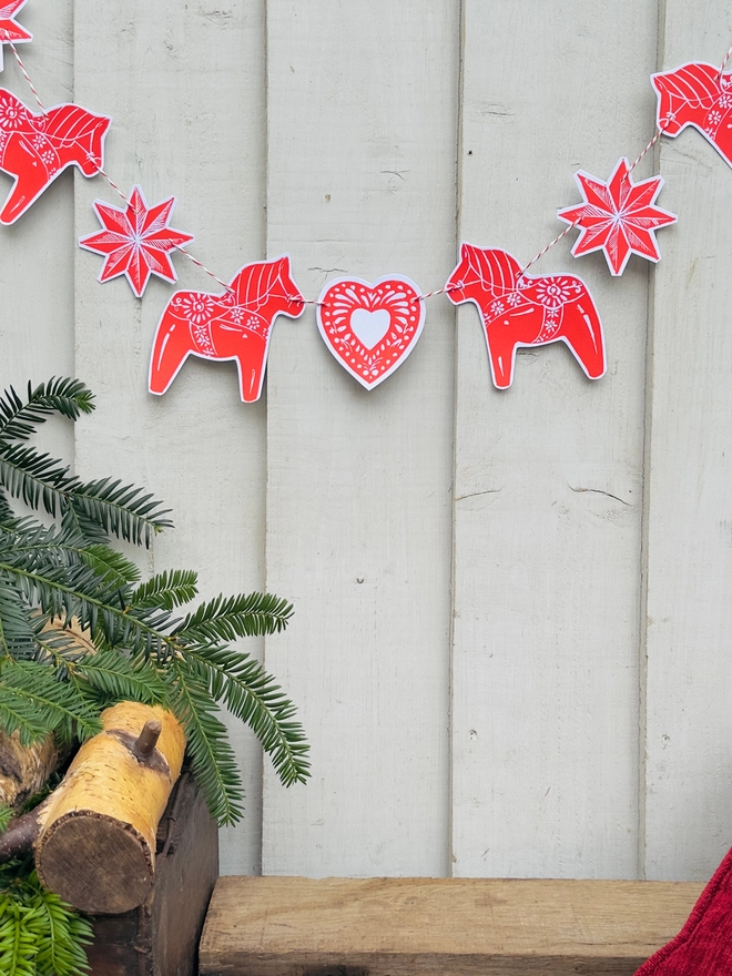 Dala Horse Traditional Nordic Christmas Linocut Garland